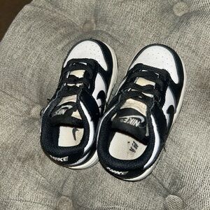 Nike Kids Sneakers Black and White